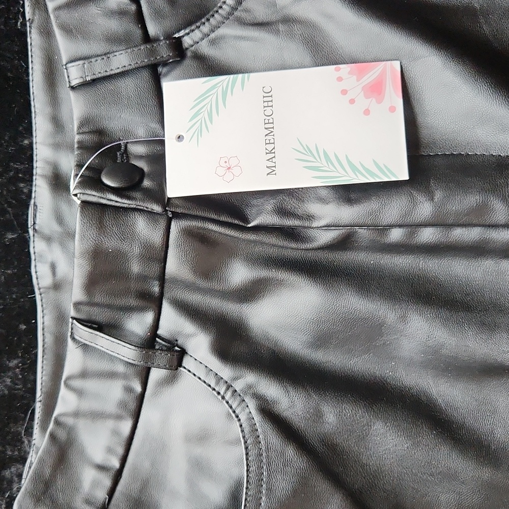 MakeMeChic Pleather Pants ☆ Size Small ☆ Black pleather ☆ NWT ☆ Beautiful